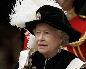 İngiltere Kraliçesi Elizabeth Türkiye'den ayrıldı