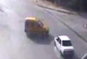 Korkunç kaza anı MOBESE'de