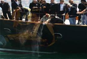 Niye kirletiyorsunuz suyumuzu?