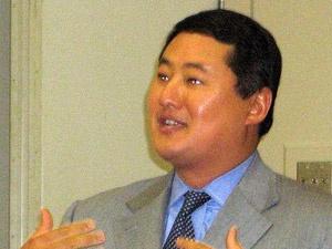 İşkenceci profesör