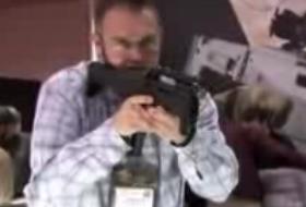 Çok İlginç Bir Silah (VİDEO)