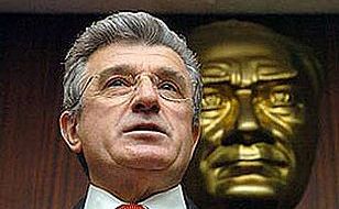 AKP'ye Ayaküstü Cevap Vermem