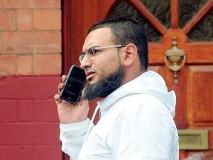 İngiltere'de ajan imam