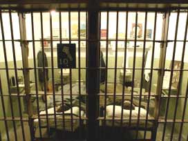 Hapishane hücresi değil saray odası