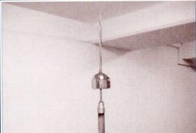 Caminin paratoner kablosu çalındı