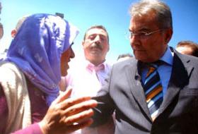 "İnanmıyorum size, lafla pilav pişmez"