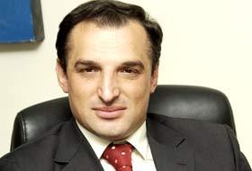 Karar Gazetesi Yazarı : Koalisyonlara Alışmakta Fayda Var