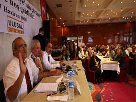 Ulusalcılar  'idam' sloganı attılar