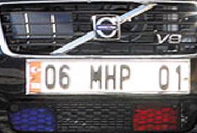 Kırmızı Plakaya Yasak Geldi