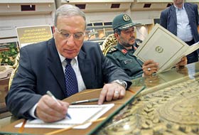 İran ve Irak arasında savunma anlaşması