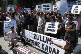 "Başörtüsü Onurumuz Koruyacağız!" (FOTO)