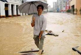 Çin'i bu defa da sel vurdu: 62 ölü