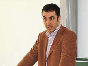 Alman Yeşiller'de başörtüsü savaşı