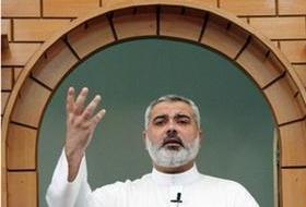 "Dün şerefli bir liderdi, bugün komplocu mu?"