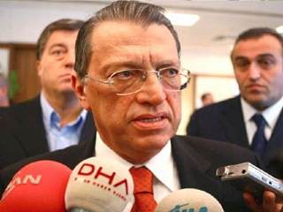 Medya ile ülkeyi germe görevi M.Ö'ye...