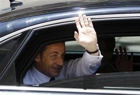 Sarkozy Usulsüzlük İddiaları İle İlgili İfade Verdi