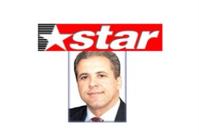 O müdür neden görevde?