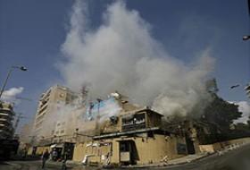 Kocasına kızdı, fabrikayı yaktı