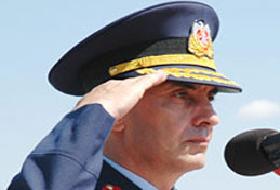 Askerler Tek Tip Olmak Zorundadır