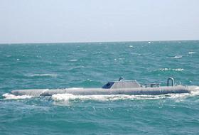 İran, radara yakalanmayan robot denizaltı üretti