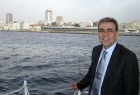 CHP'li Belediyeden Cumhuriyet'e Peşkeş