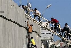 Müslüman'lara namaz engeli