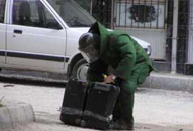 Irak'ta üç bomba imha uzmanı öldü