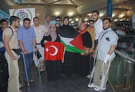21 Filistinli yaralı memleketine uğurlandı