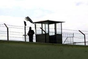 Dünyada bir milyon çocuk hapishanelerde