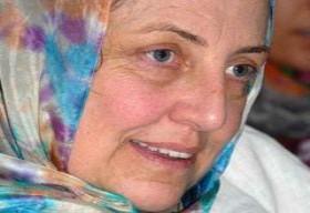 Ezan sesinden etkilendi, Müslüman oldu