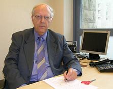 İran'a askeri bir saldırı yapılması gerekir