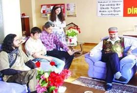 Ölüm oruçları da Küçük'ün emri!