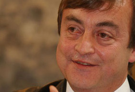 Sivil bir anayasaya ihtiyaç var