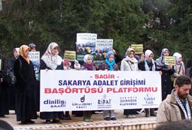 Sakarya'da 177. Başörtüsü Eylemi (FOTO)