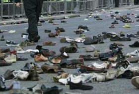 İsrail ordu sözcüsüne ayakkabı fırlatıldı