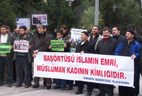 Sakarya'da 179. Başörtüsü Eylemi (FOTO)