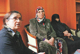 Anneler Ergenekon'u Anlatıyor