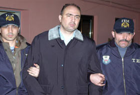 Vedat Yenerer yeniden gözaltında