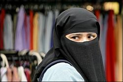 Ayşe Azmi tazminat kazandı