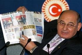 Hac ve Kurban, CHP'ye çok dokunmuş