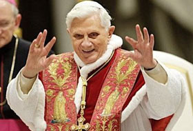 Papa'yı da dinlemişler