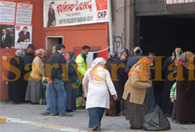 CHP tükürdüğünü yalıyor (FOTO)