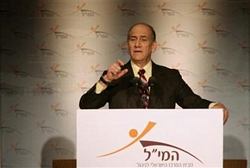 Olmert'ten İran'a karşı çağrı