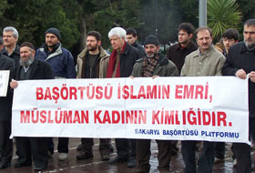 BAŞÖRTÜSÜ YASAKÇILARINA 183. ŞAMAR (FOTO)