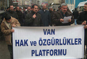 Van'da 132. Başörtüsü Eylemi