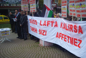 "Adalet Bakanı DAVOS"UN arkasında dur" (FOTO)