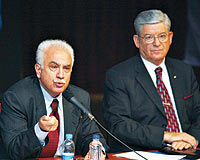 Hurşit Tolon fena yakalandı