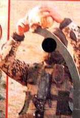 Kafatasıyla poz vermeye tepkiler büyüyor