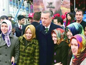 Küfür edeceğinize iş yapsaydınız