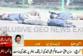 Pakistan'da Canlı Yayında Çatışma (VİDEO)